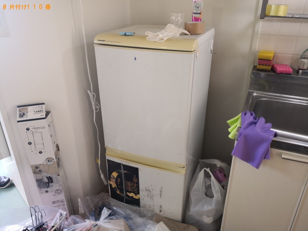 【益田市】遺品整理で冷蔵庫、電子レンジ、こたつ、ローテーブル等の回収・処分